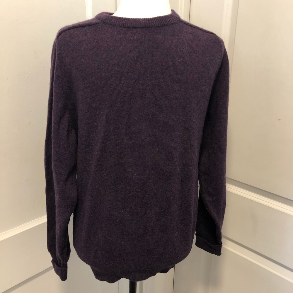 Ll Bean purple men’s lambs wool sweater size medium